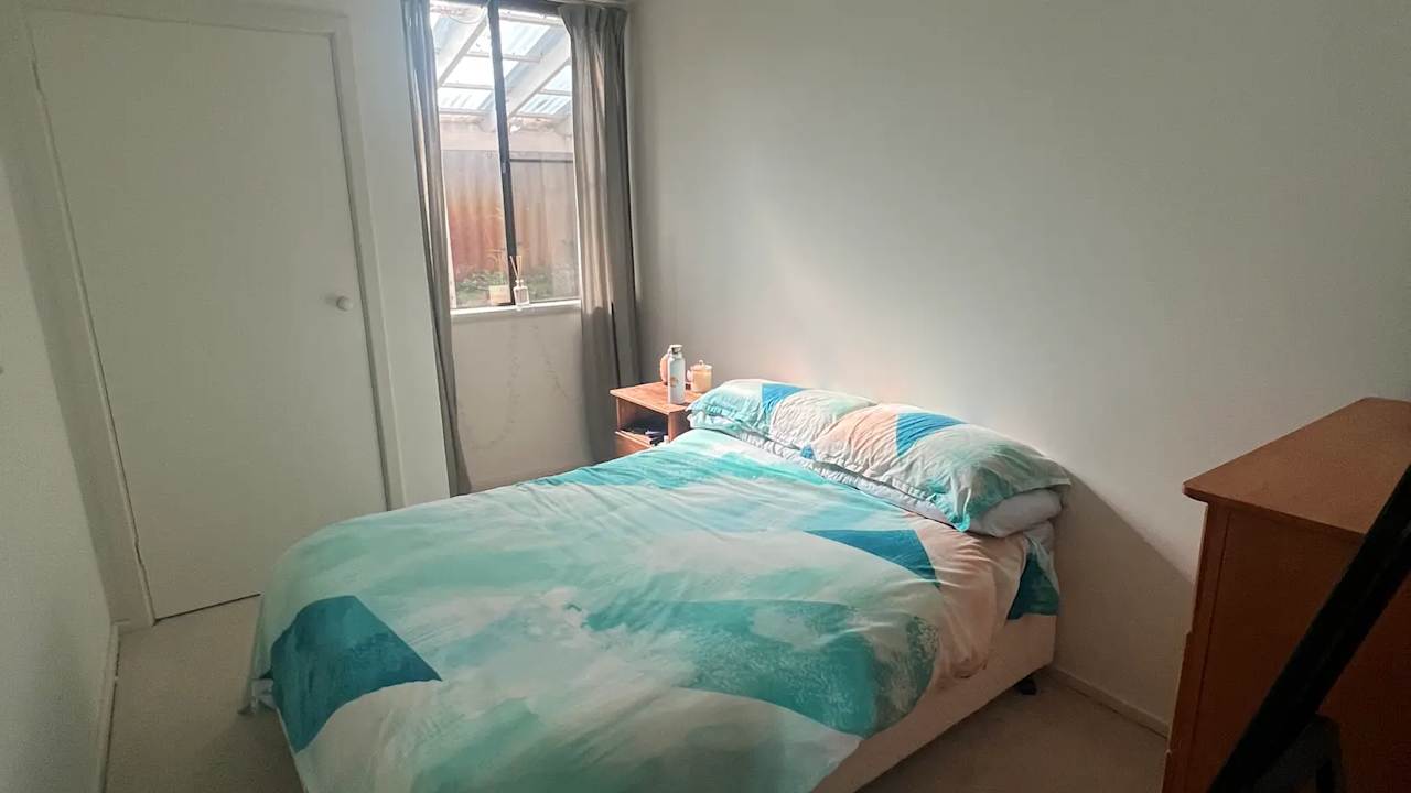 Unfurnished room in a share house