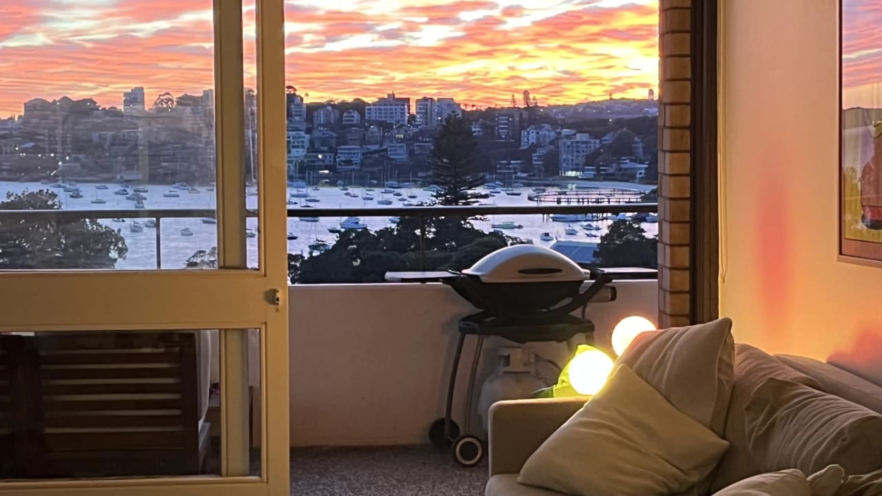 Unfurnished room in a flatshare