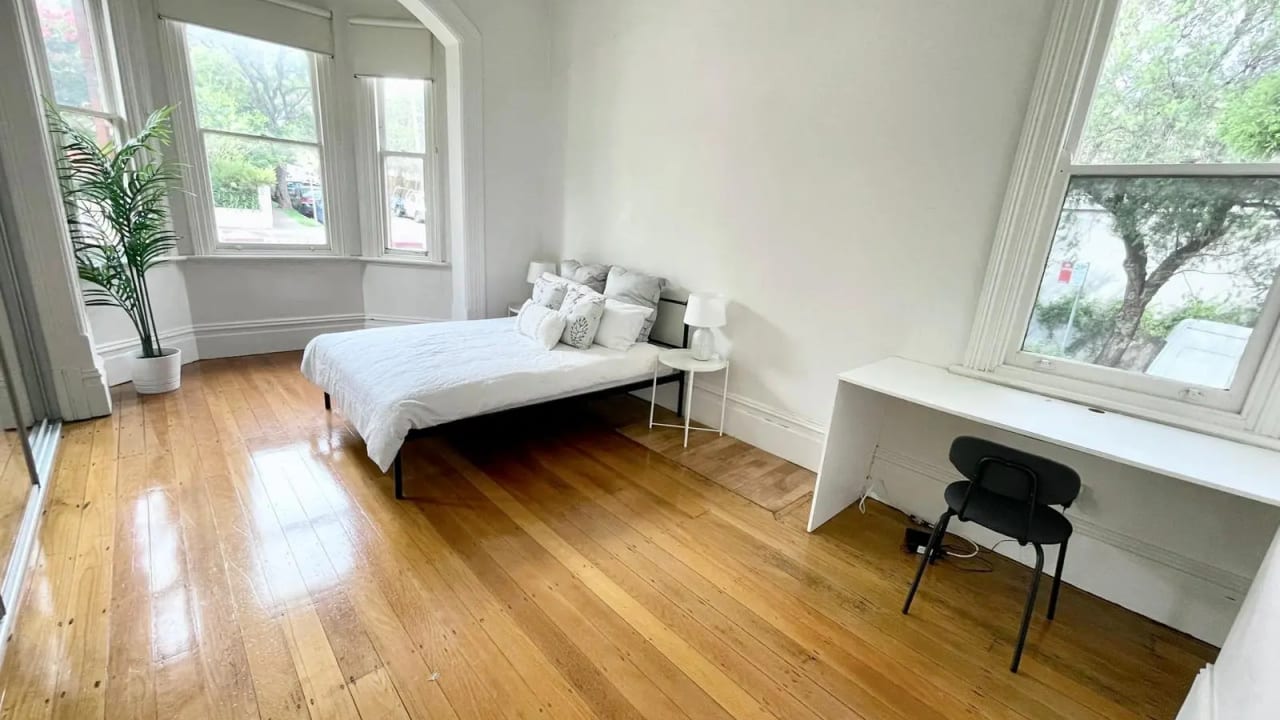 Whole property with 3 rooms for rent