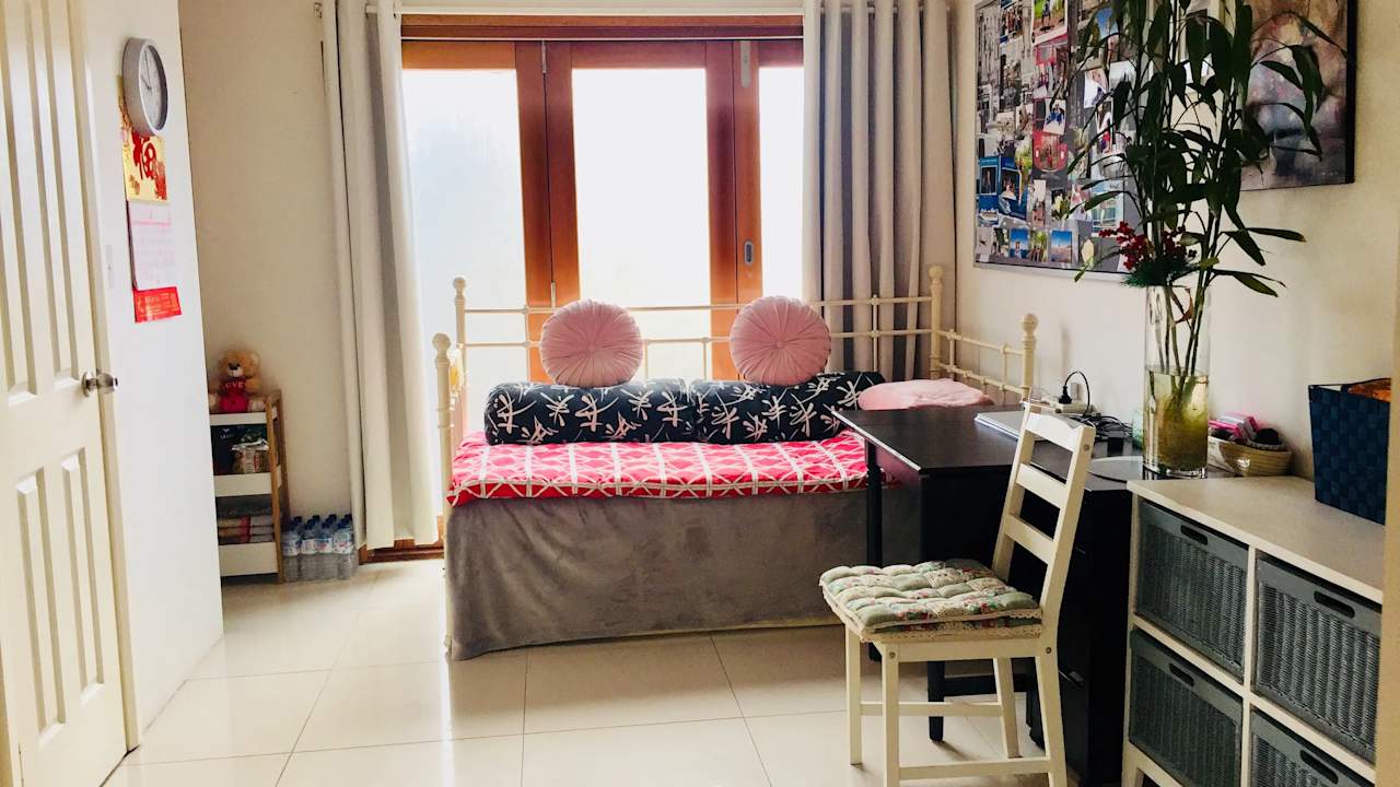 Furnished room with own bathroom