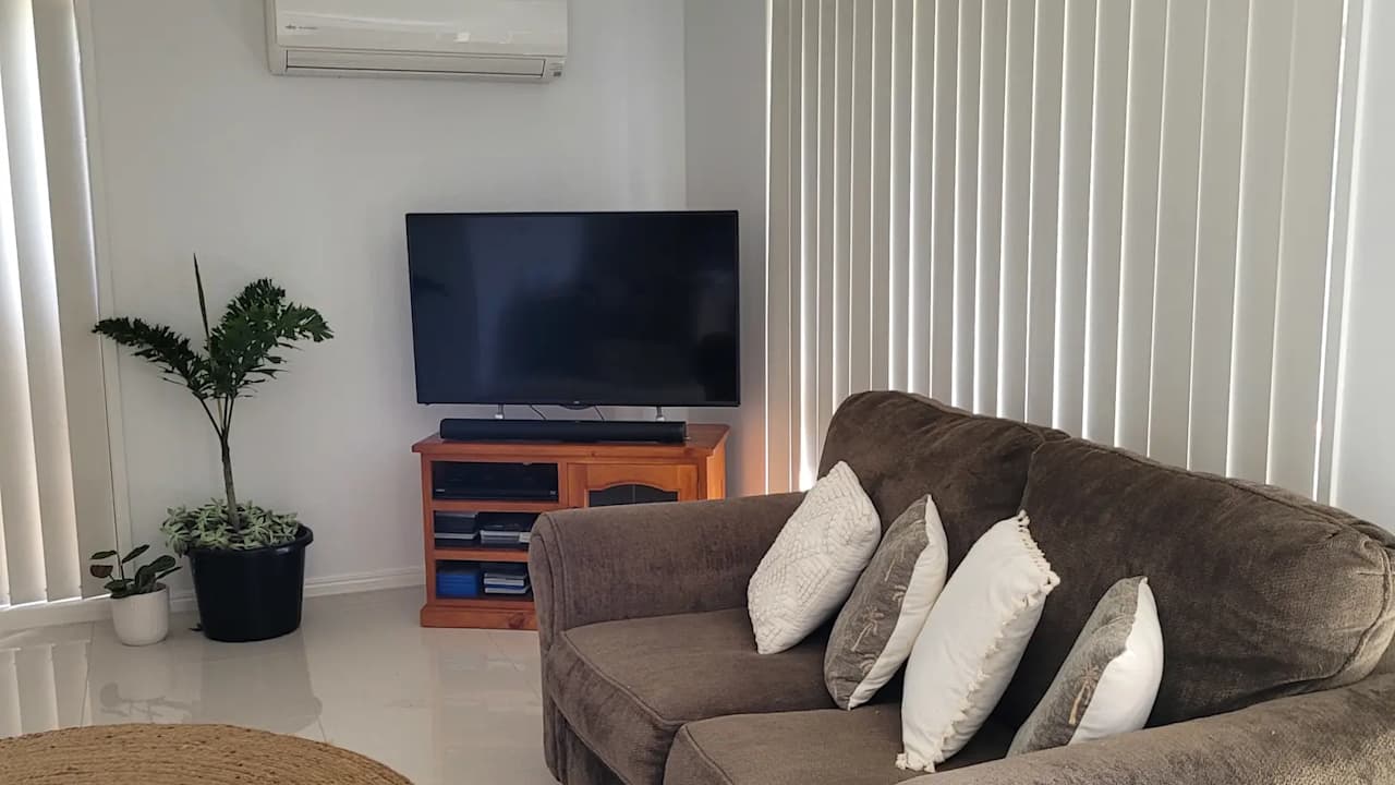 Unfurnished room in a share house