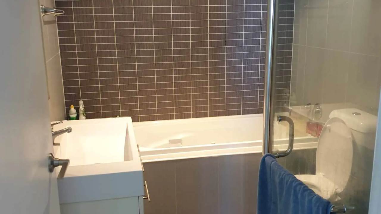 Furnished room with own bathroom