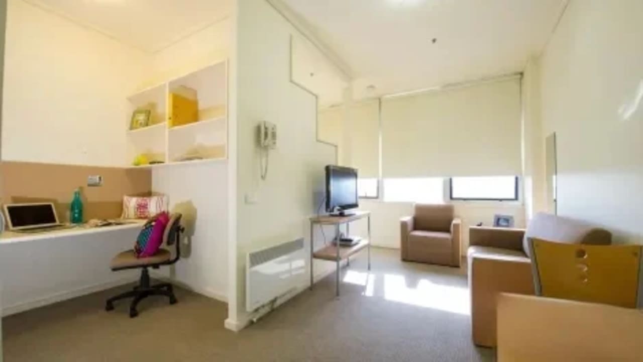 Furnished room studio flat for rent