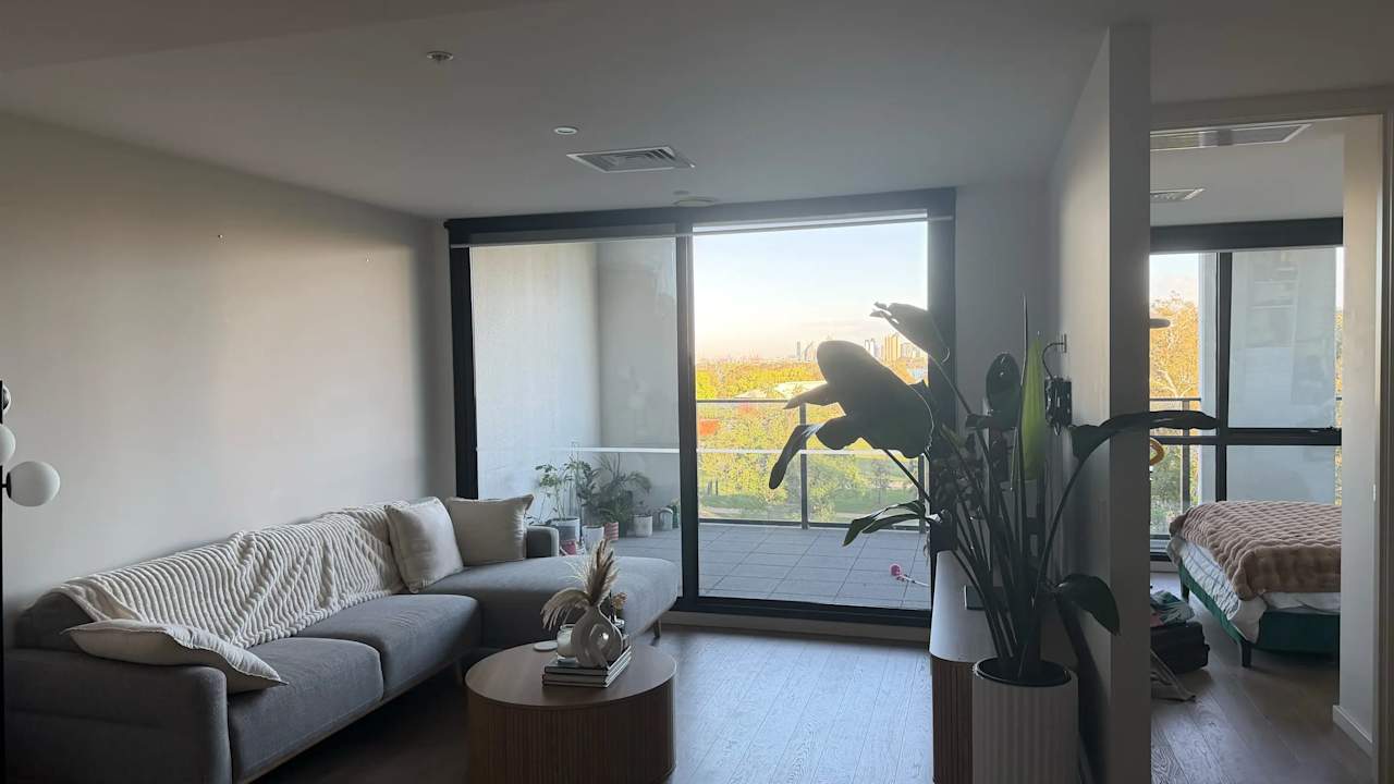 Unfurnished room with own bathroom