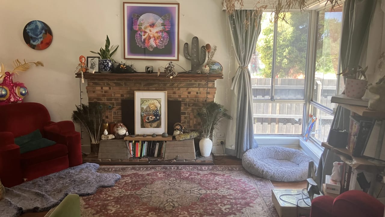 Room in a share house