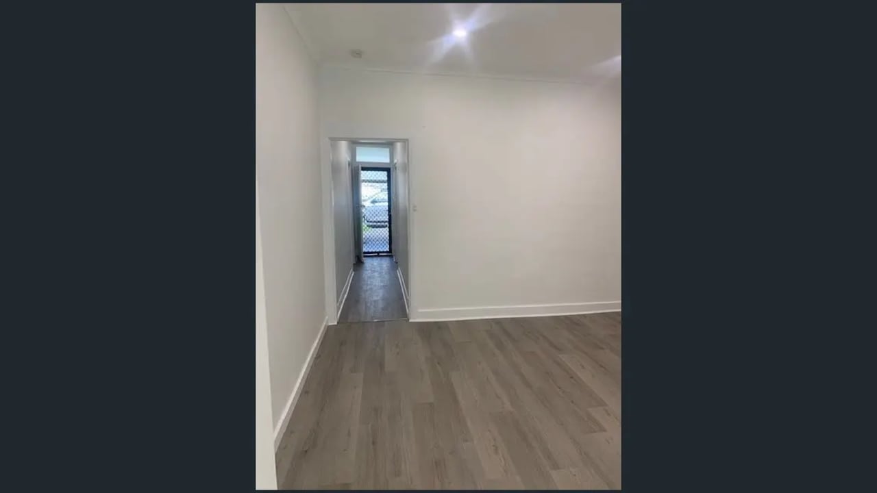 Unfurnished room with own bathroom