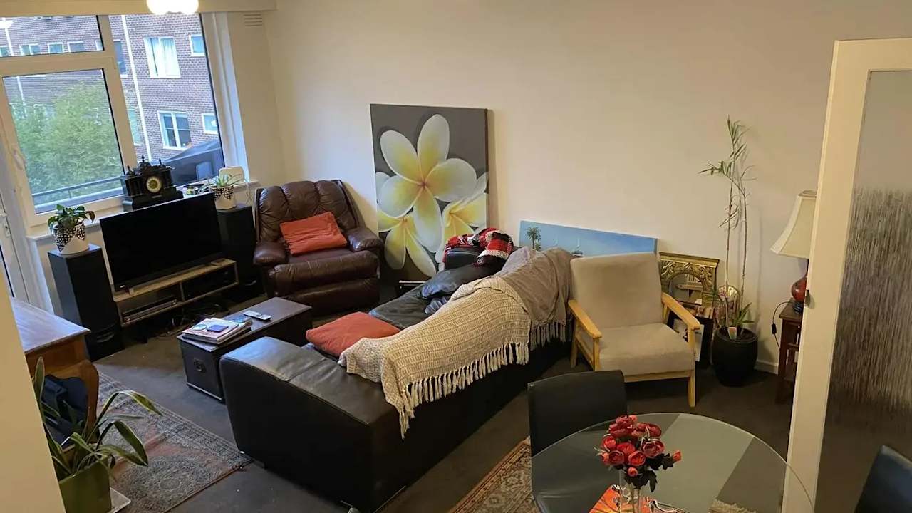 Furnished room with own bathroom
