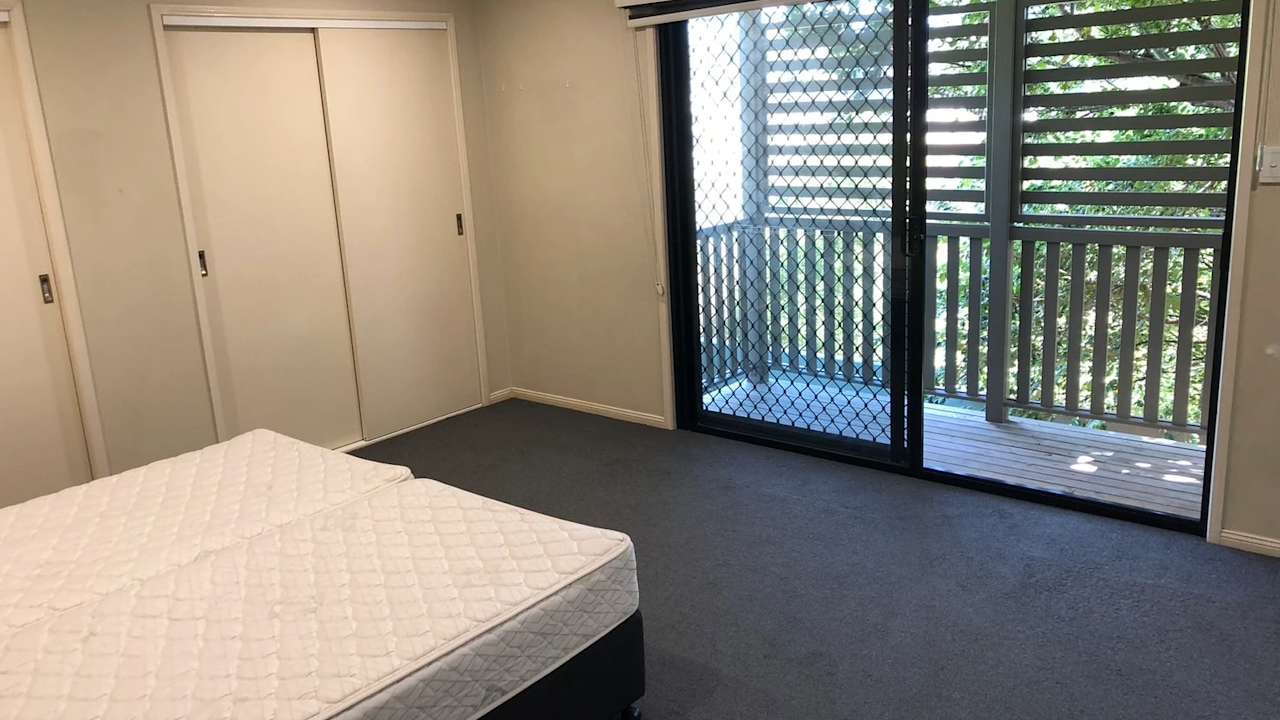 Furnished room with ensuite in a share house