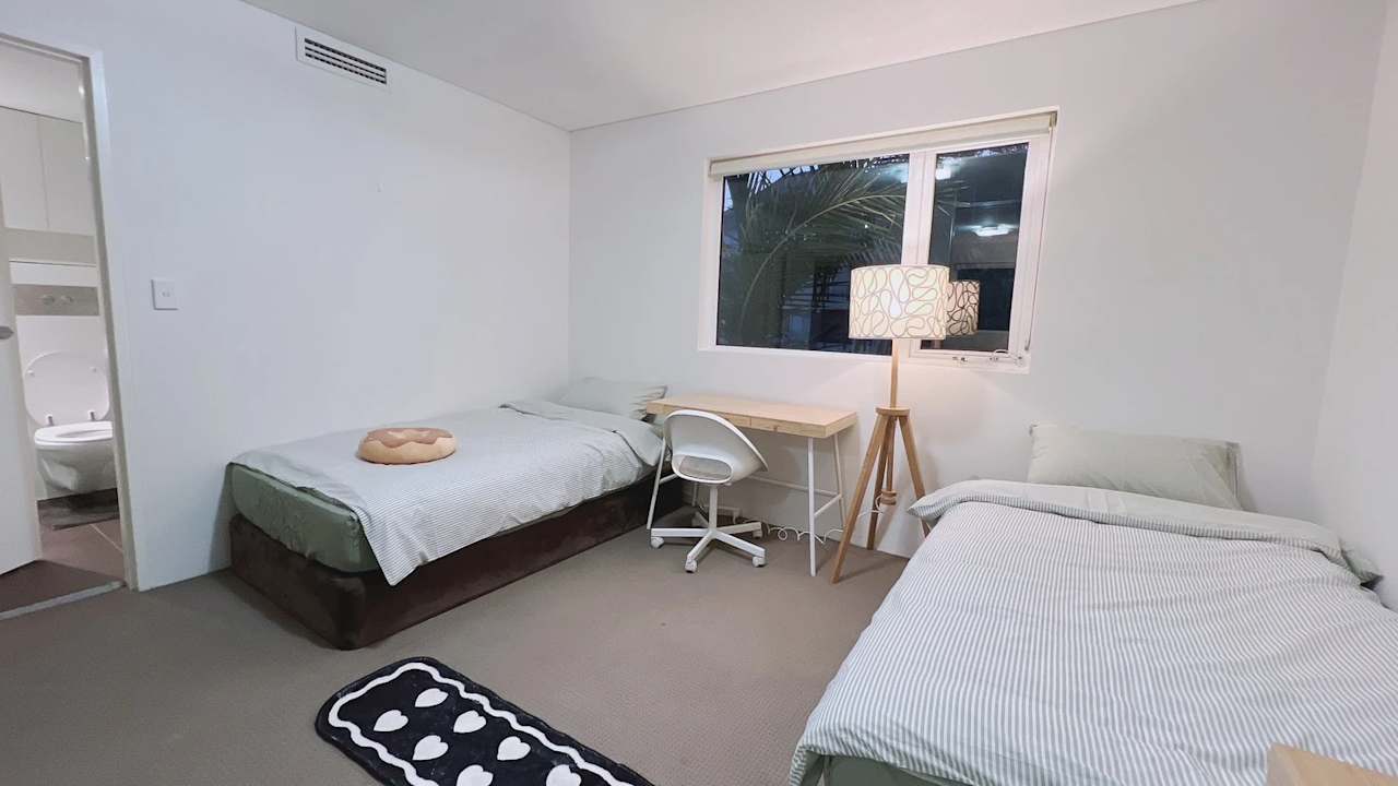 Furnished room with own bathroom