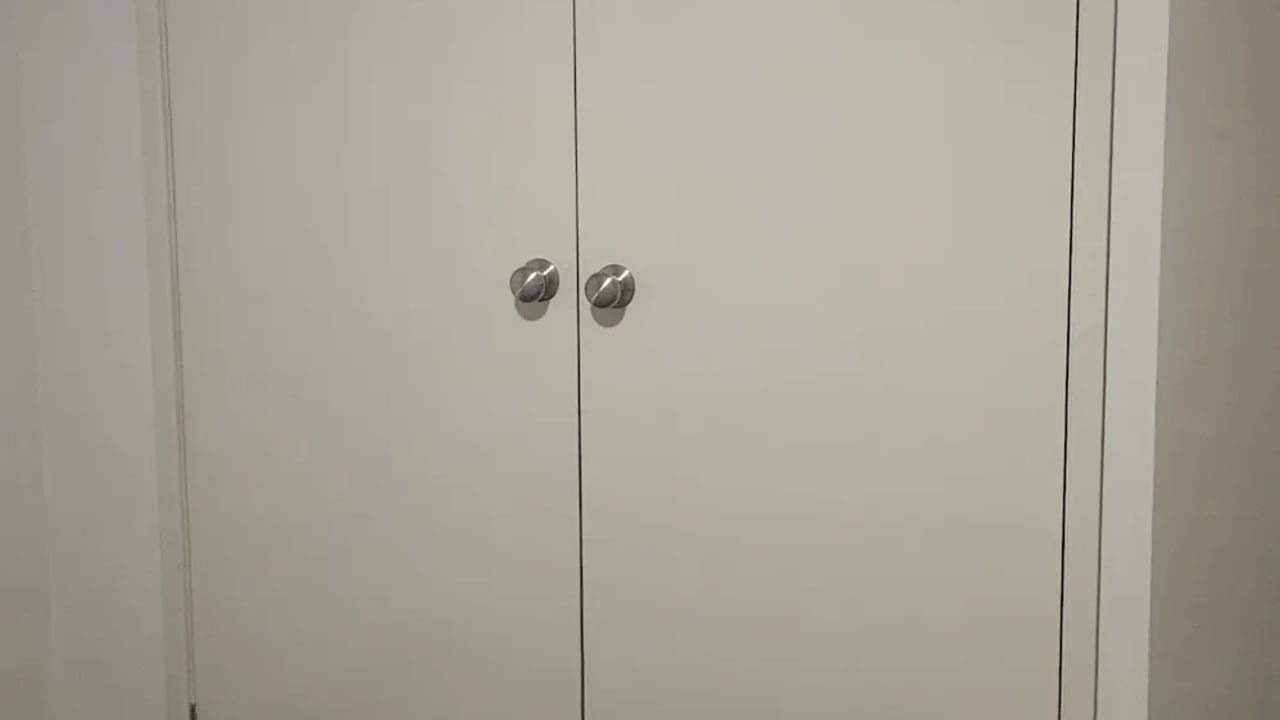 Room in a share house