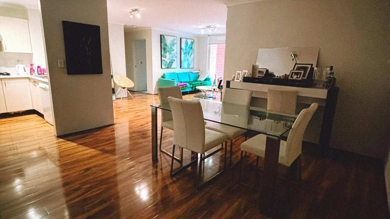 Furnished room with ensuite in a flatshare