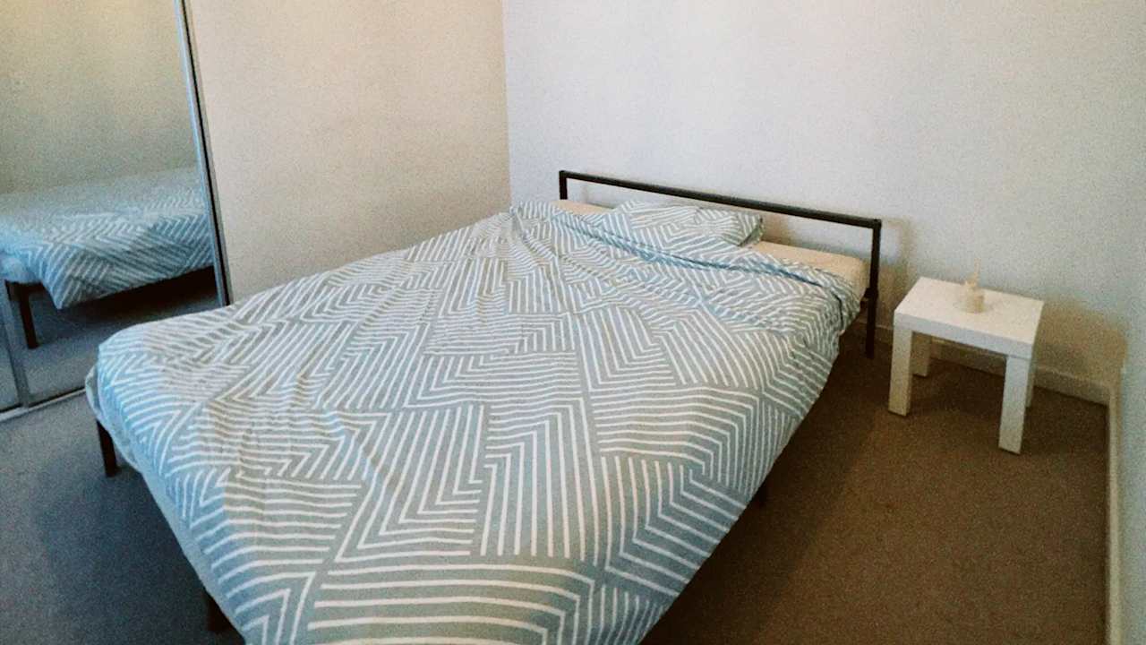 Furnished room in a share house