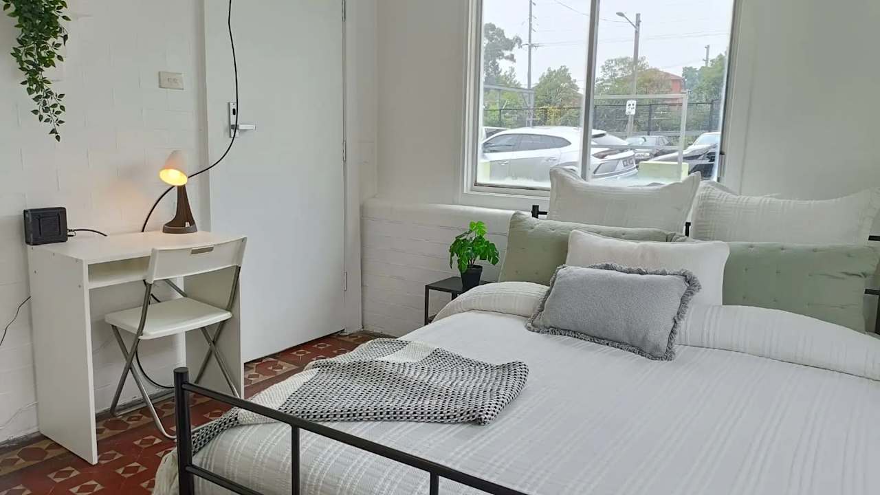 Furnished room in a share house