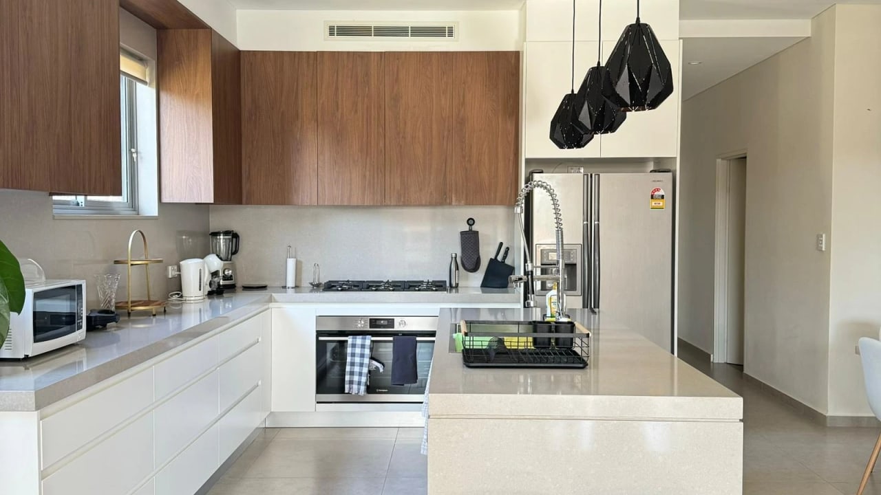 Furnished room in a share house