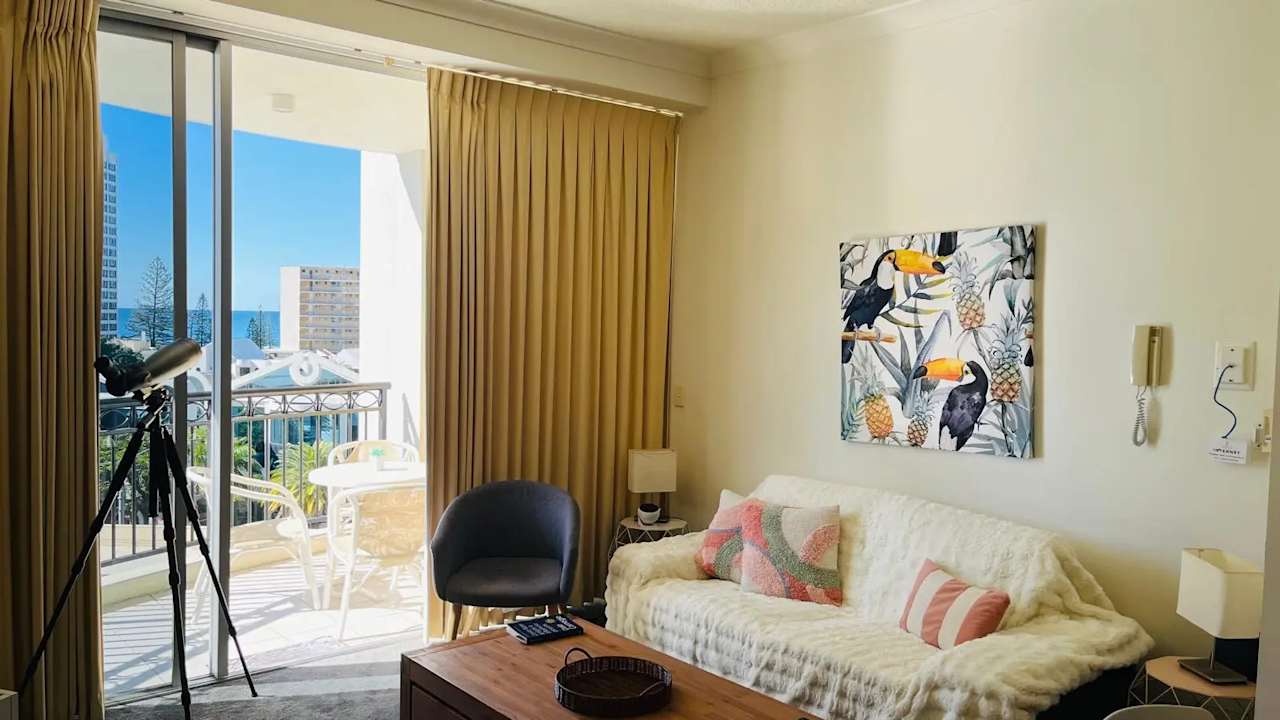 Furnished room in a flatshare