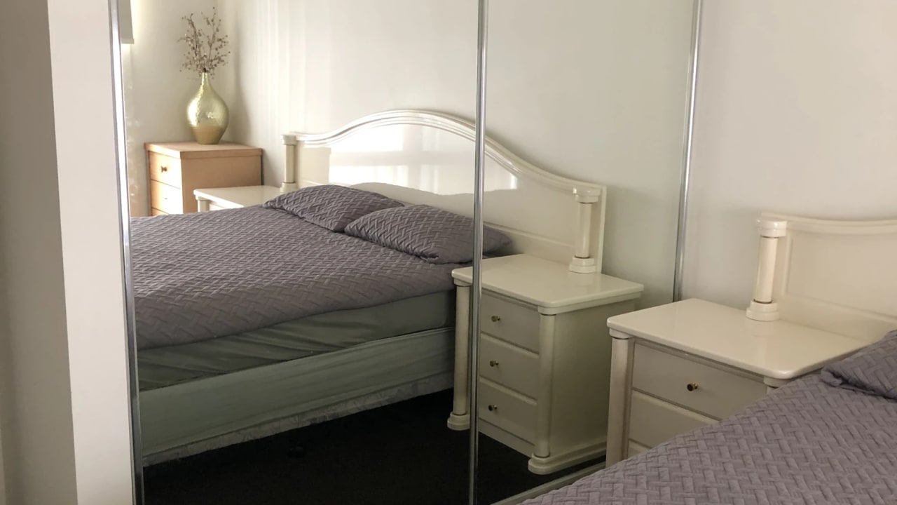 Furnished room in a share house