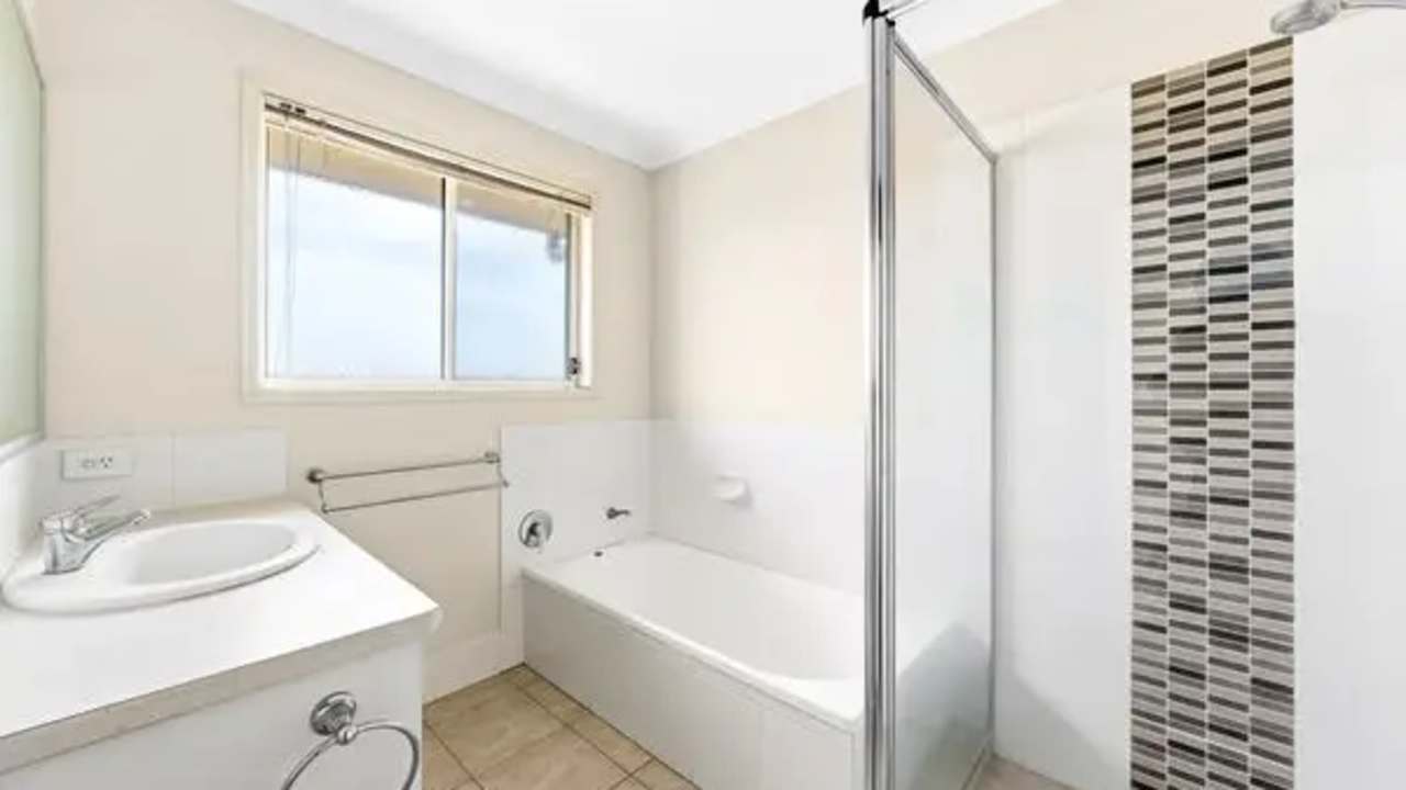 Unfurnished room with own bathroom