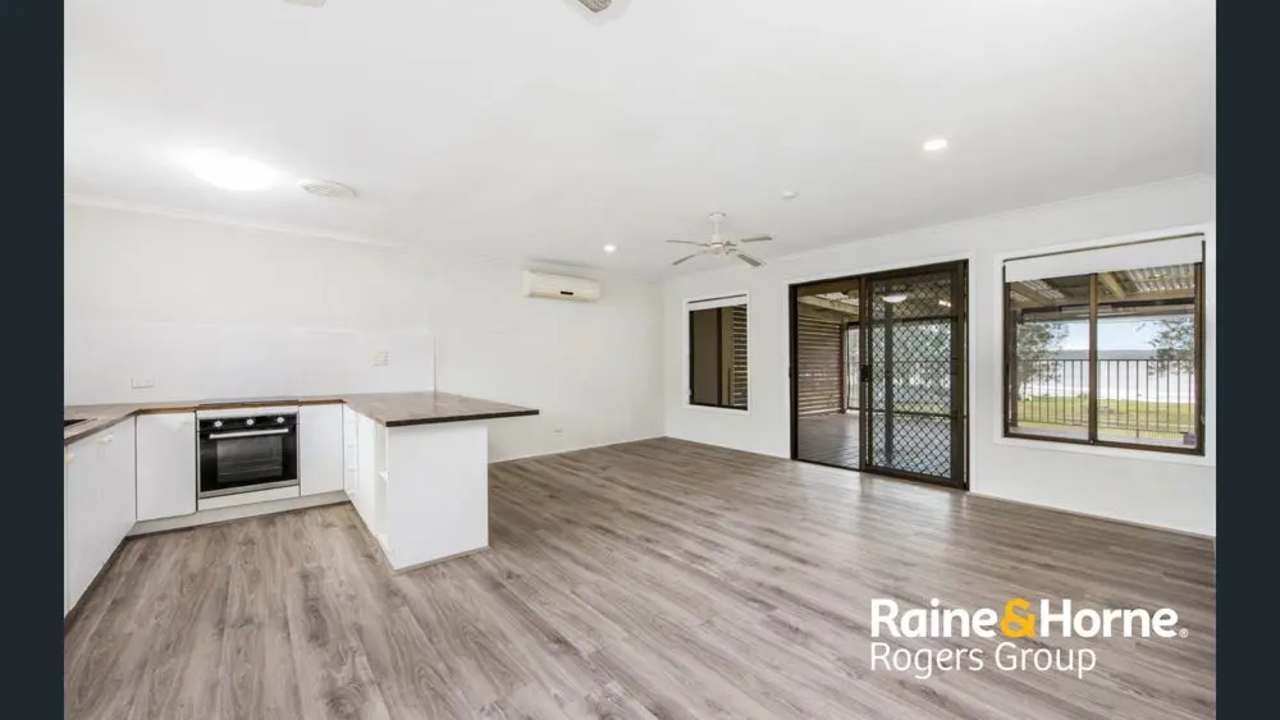 Unfurnished room in a share house