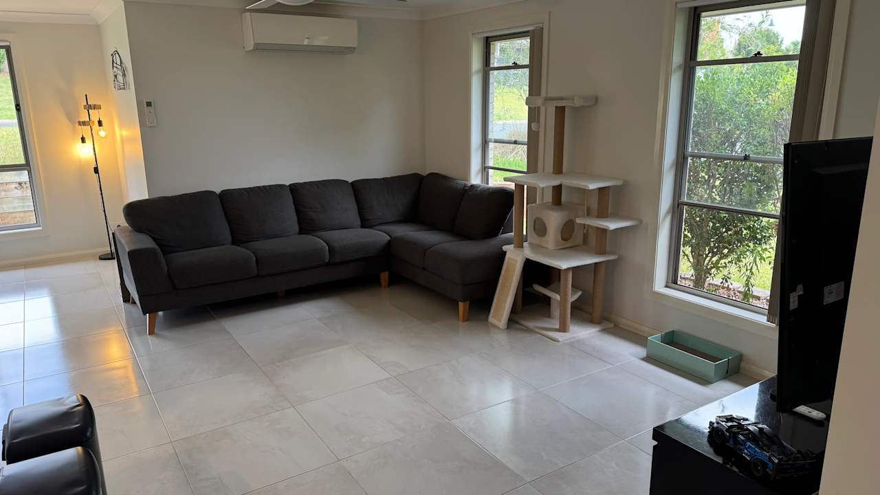 Unfurnished room with ensuite in a share house