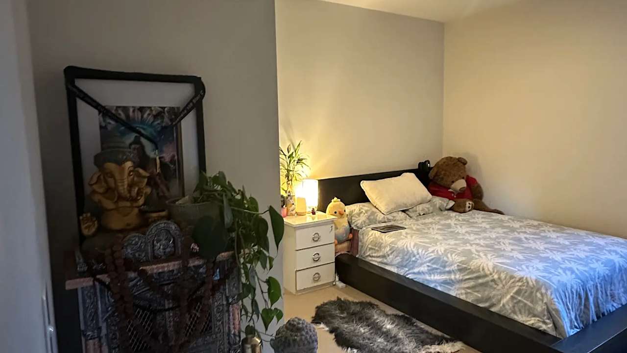 Furnished room with own bathroom