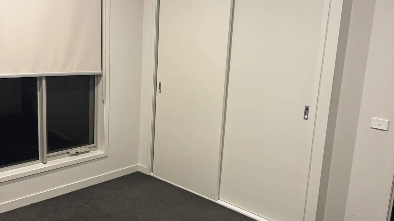 Unfurnished room with own bathroom