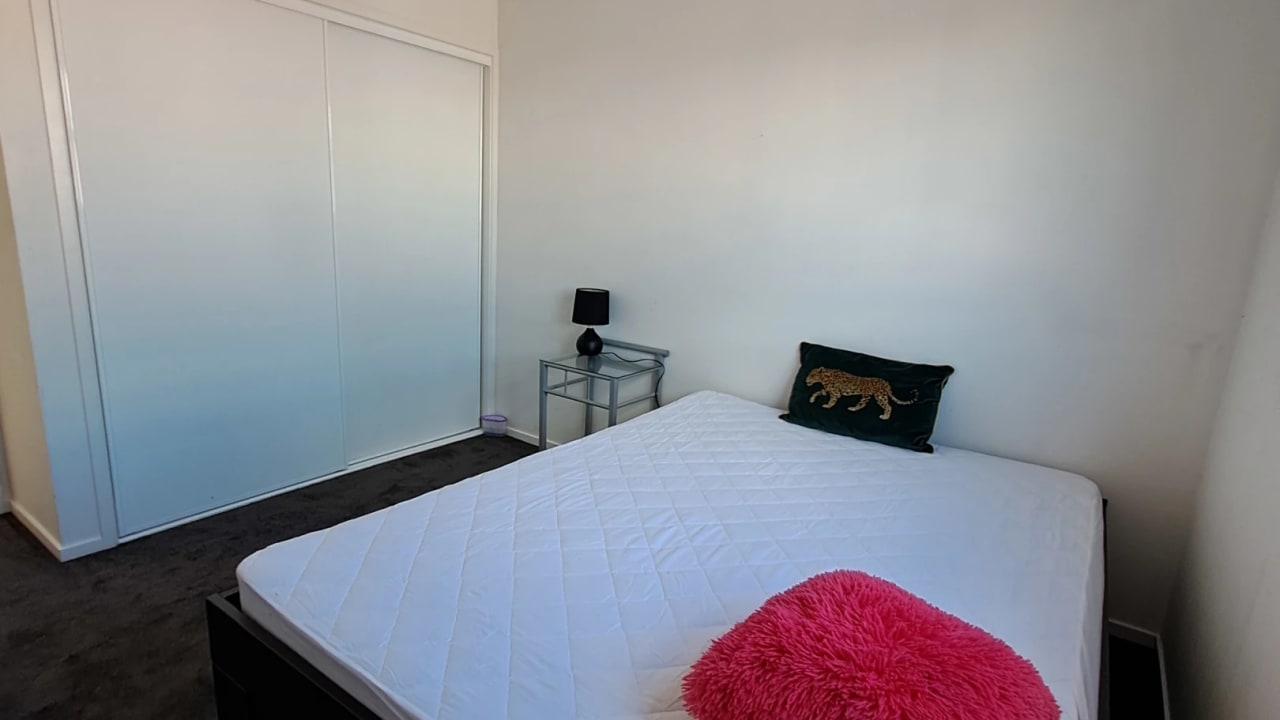 Furnished room with own bathroom