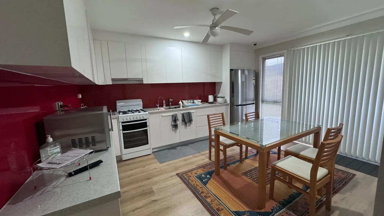 Furnished room in a share house