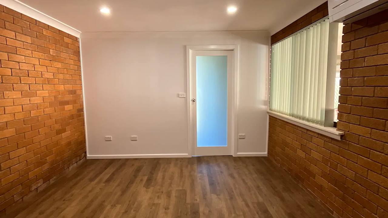 Unfurnished room in a share house