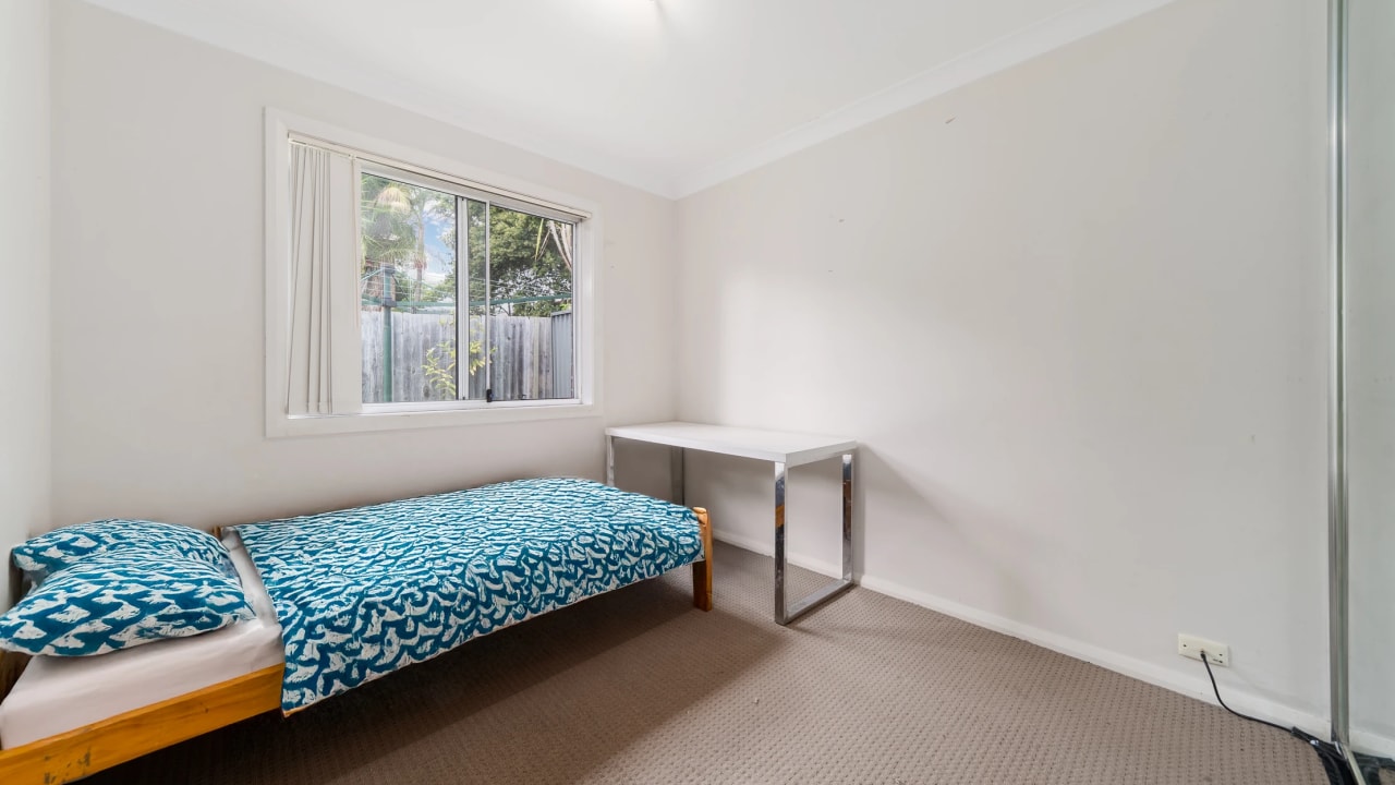 Furnished room in a share house