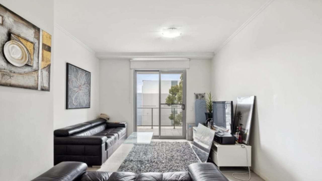 Furnished room with own bathroom