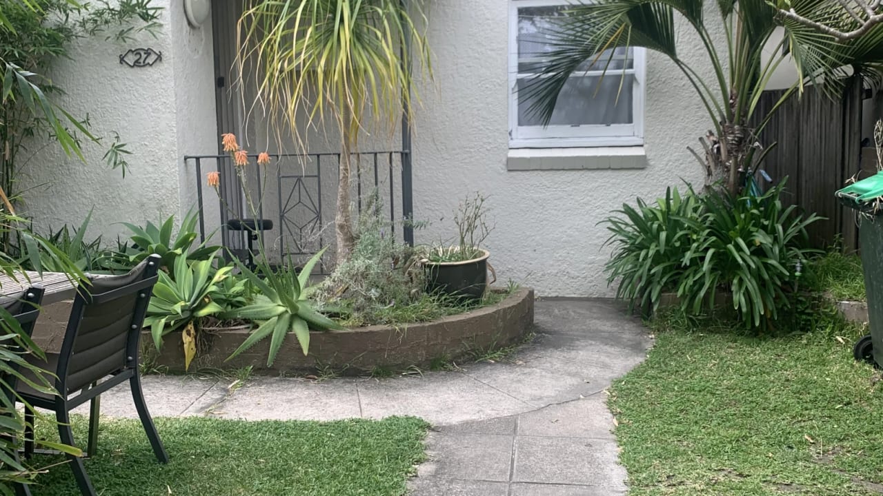 Furnished room in a share house