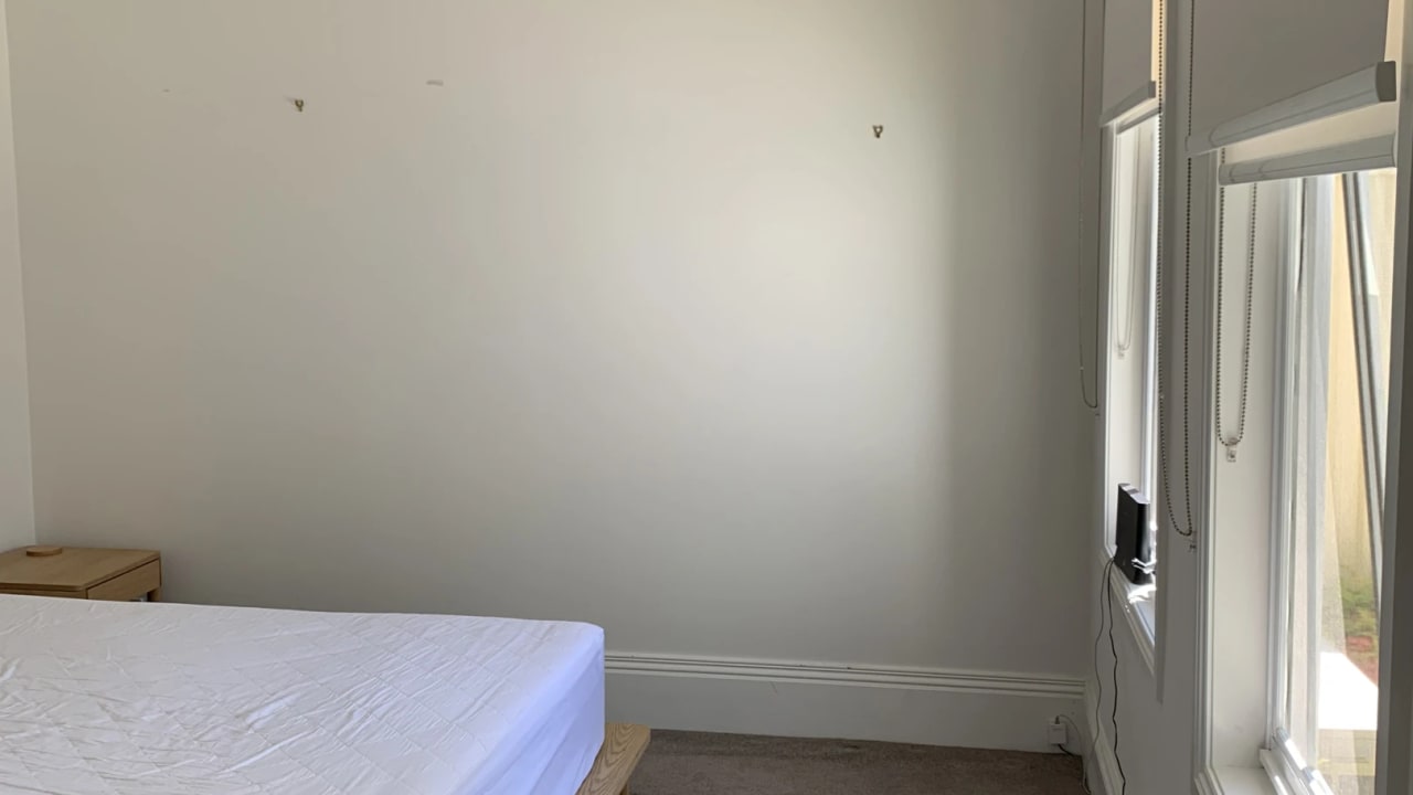 Room in a share house