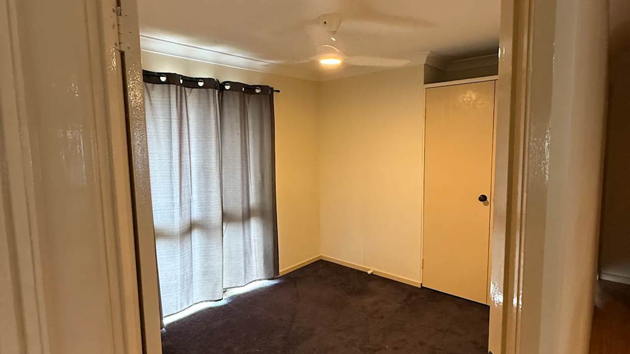 Unfurnished room in a share house