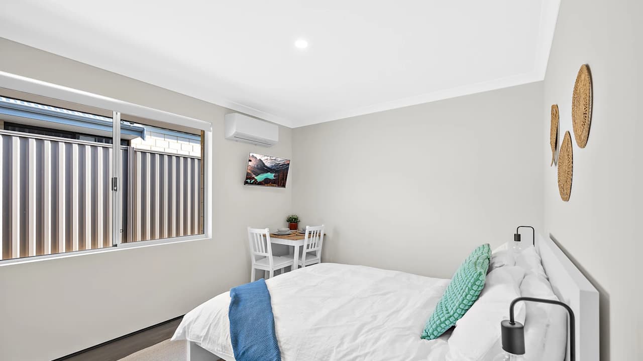 Furnished room with ensuite in a share house