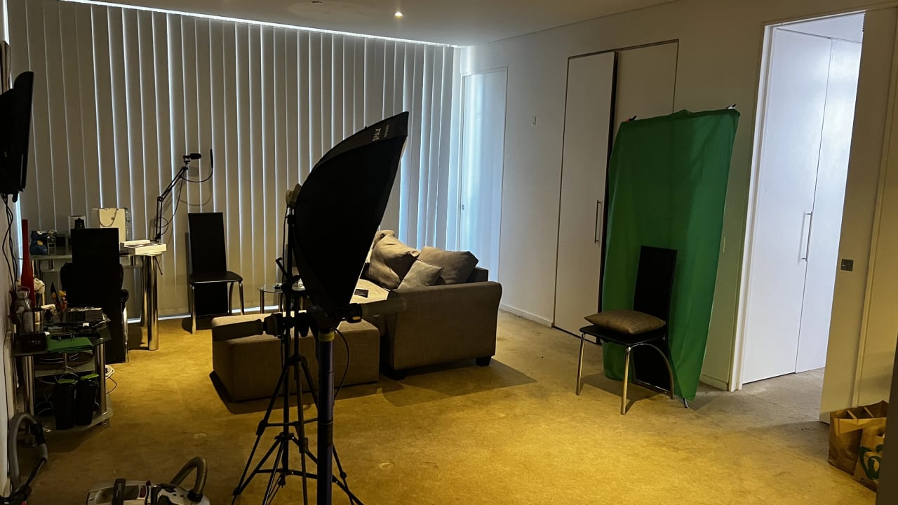 Furnished room with ensuite in a flatshare