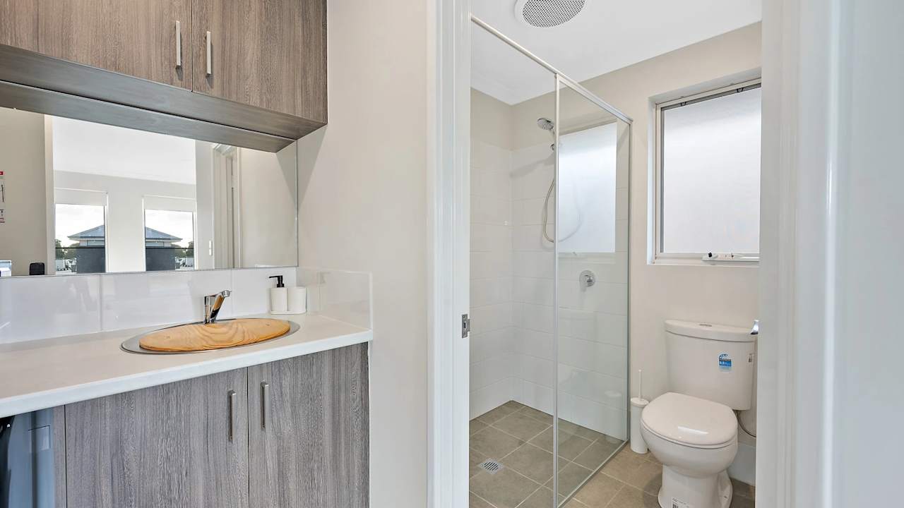 Furnished room with ensuite in a share house