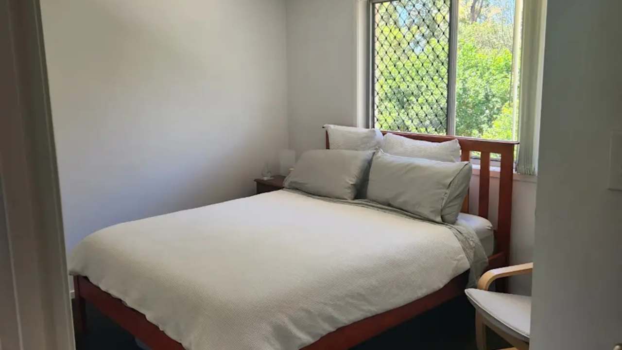 Furnished room with ensuite in a share house