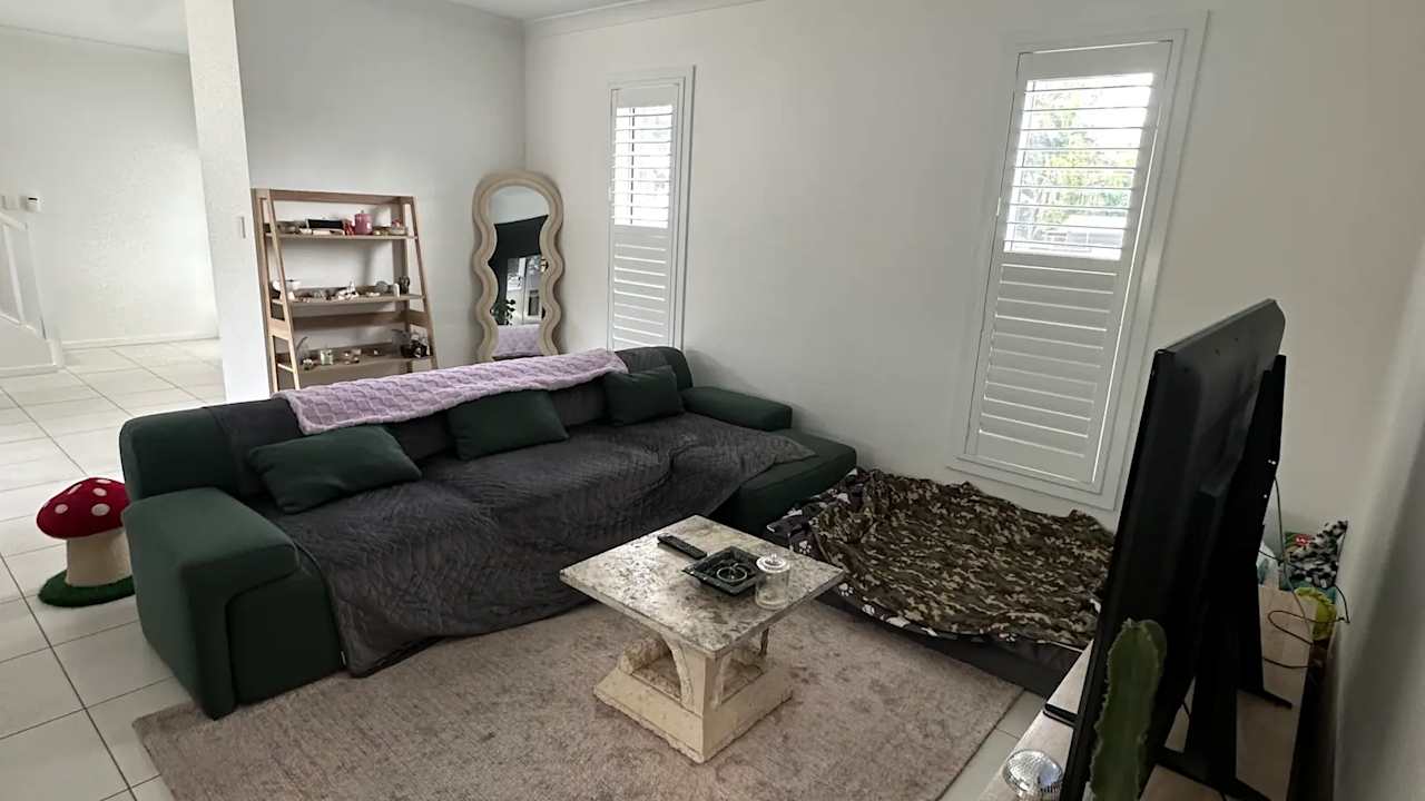 Unfurnished room with own bathroom
