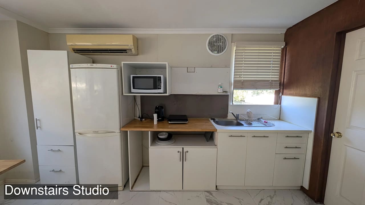 Furnished room granny flat for rent