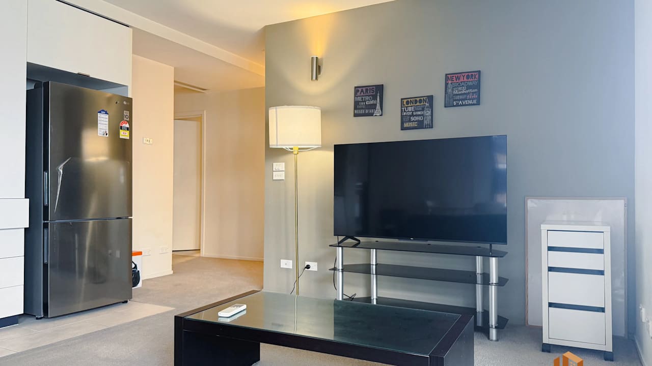 Furnished room with own bathroom