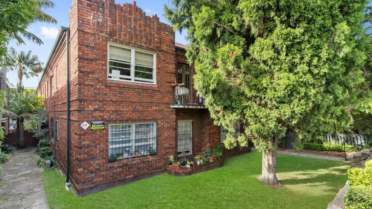 Whole property with 2 rooms for rent