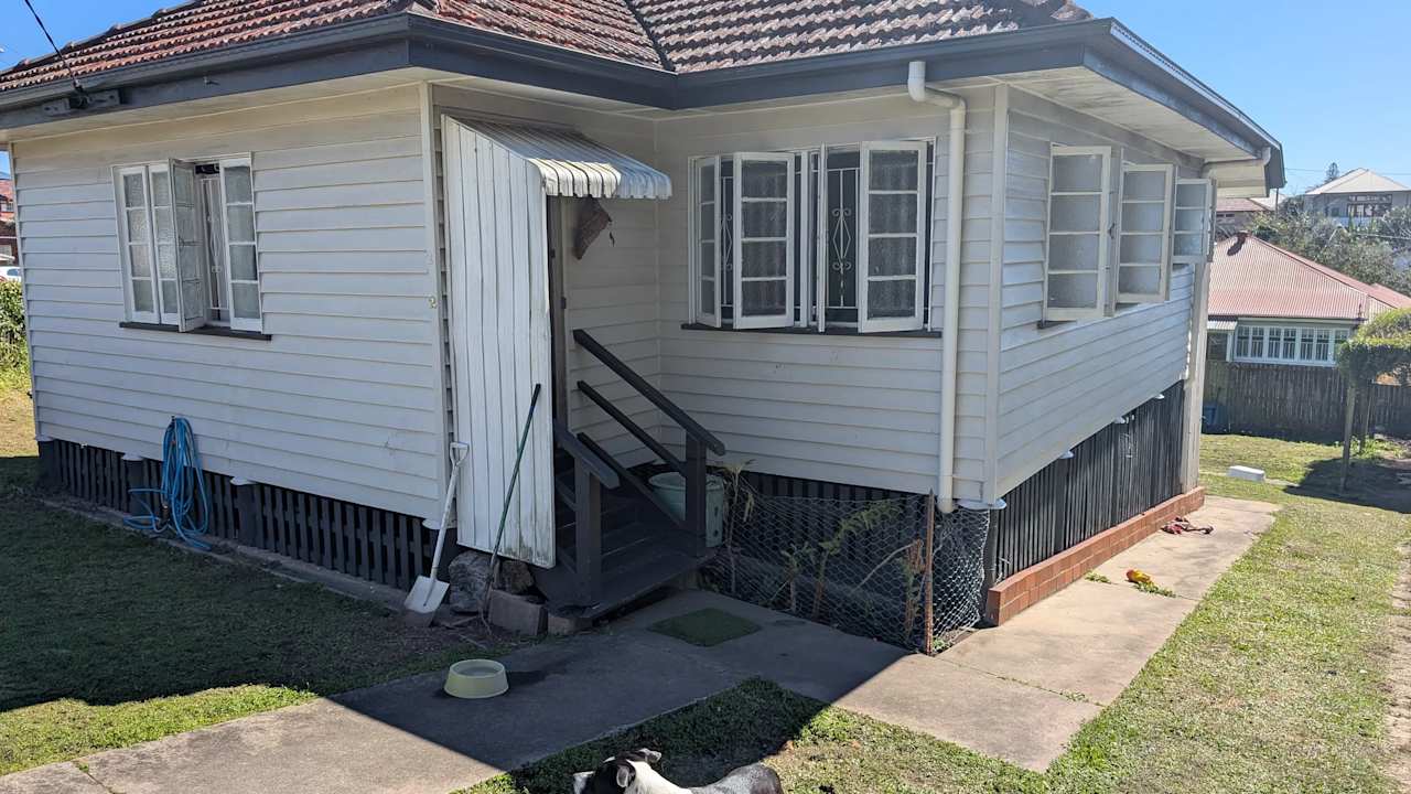 Unfurnished room in a share house