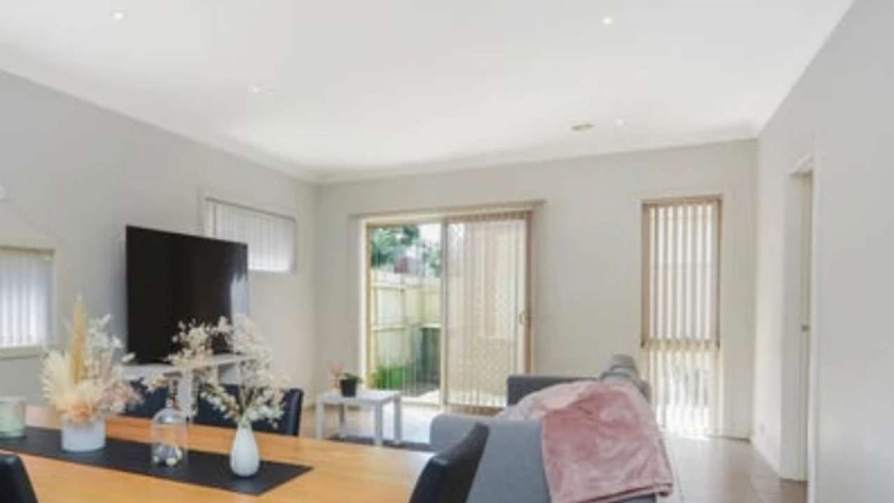 Unfurnished room with own bathroom
