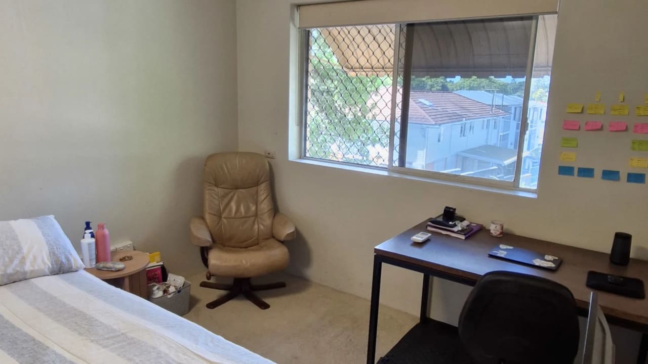 Furnished room with own bathroom