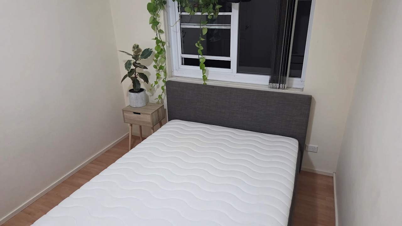 Furnished room in a flatshare