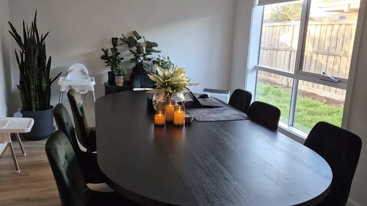 Unfurnished room in a share house