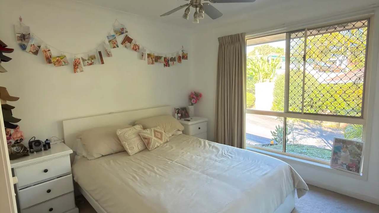 Furnished room with own bathroom