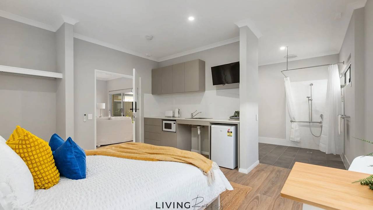 Furnished room with ensuite in a share house