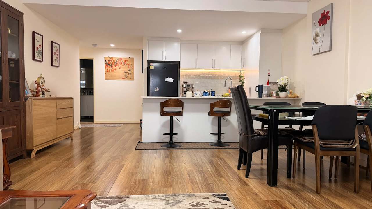 Furnished room with own bathroom