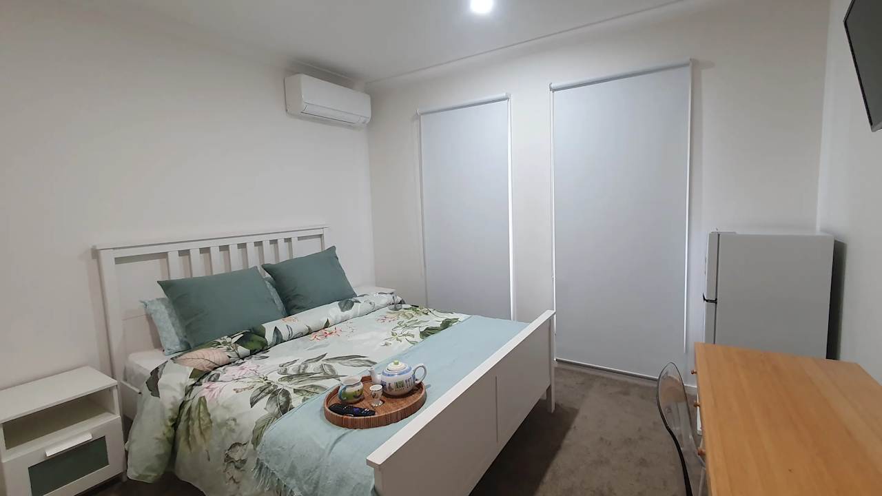 Room with ensuite in a share house
